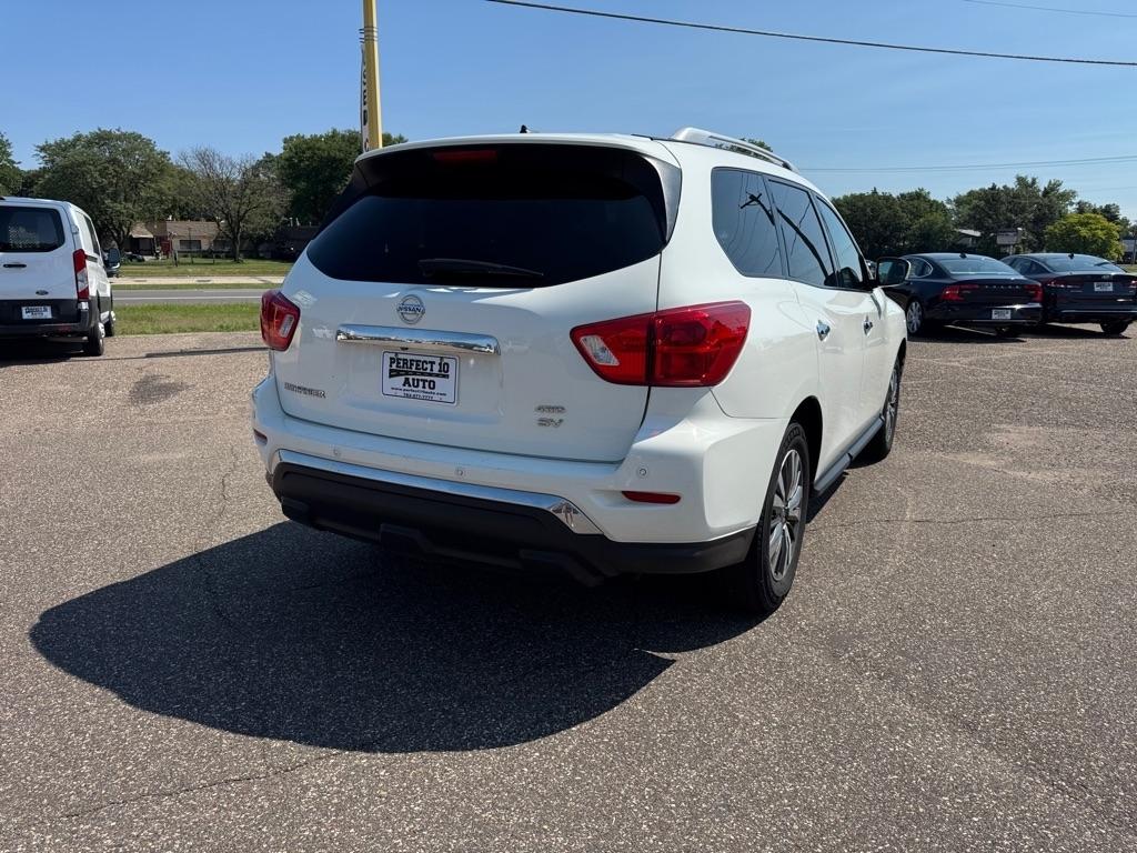 Nissan Pathfinder 4x4 Platinum 2017
