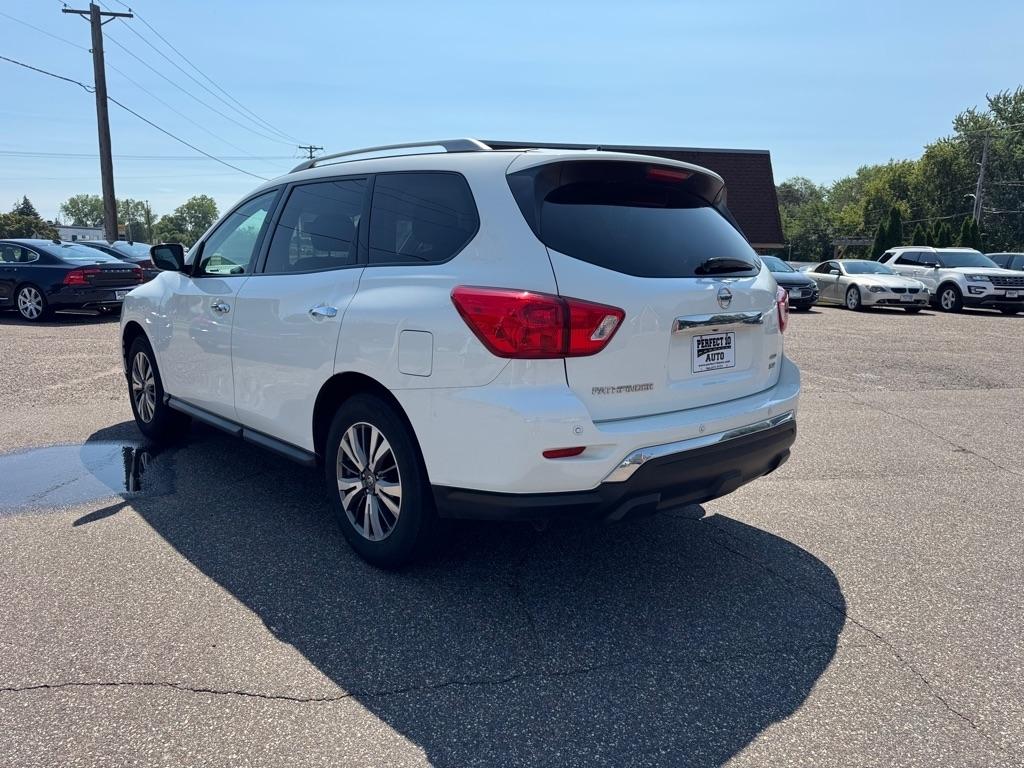Nissan Pathfinder 4x4 Platinum 2017