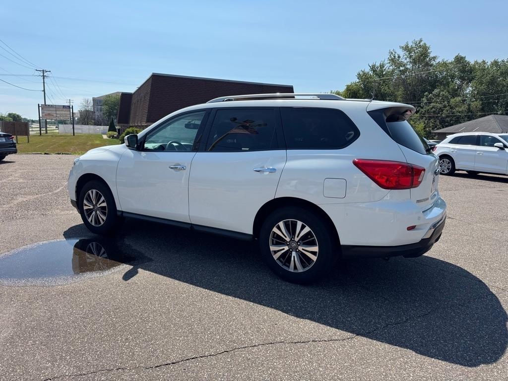Nissan Pathfinder 4x4 Platinum 2017