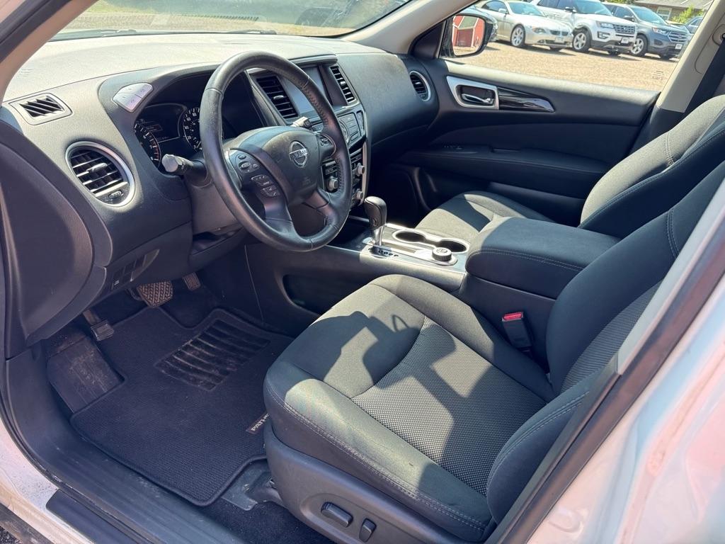 Nissan Pathfinder 4x4 Platinum 2017