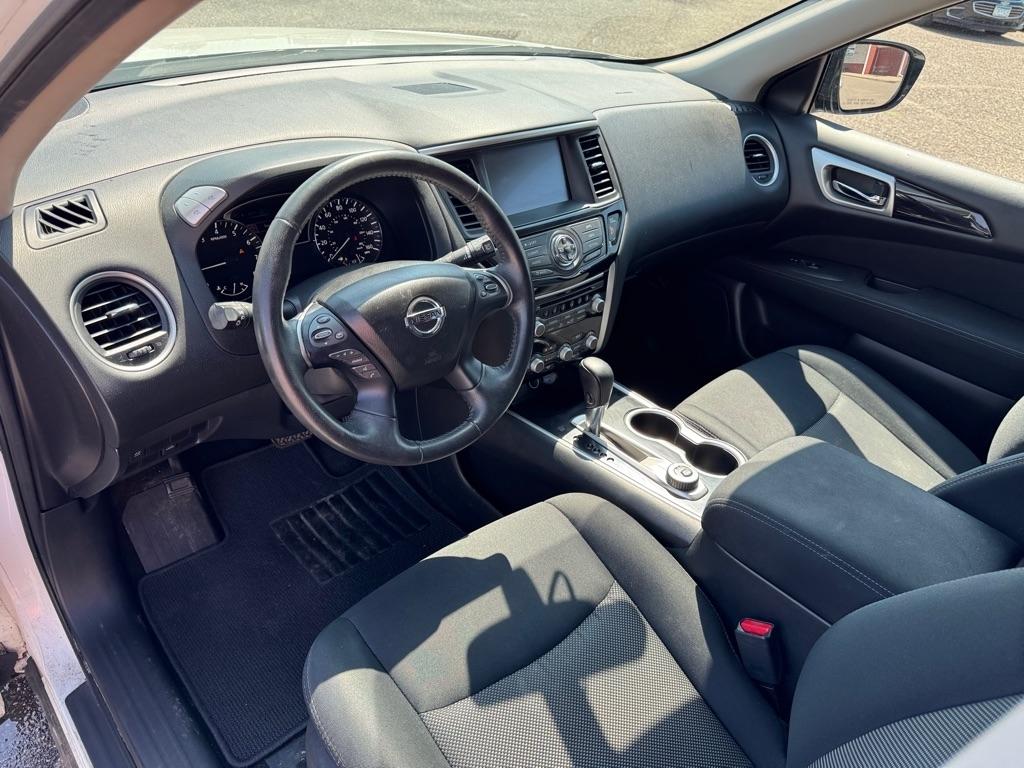 Nissan Pathfinder 4x4 Platinum 2017