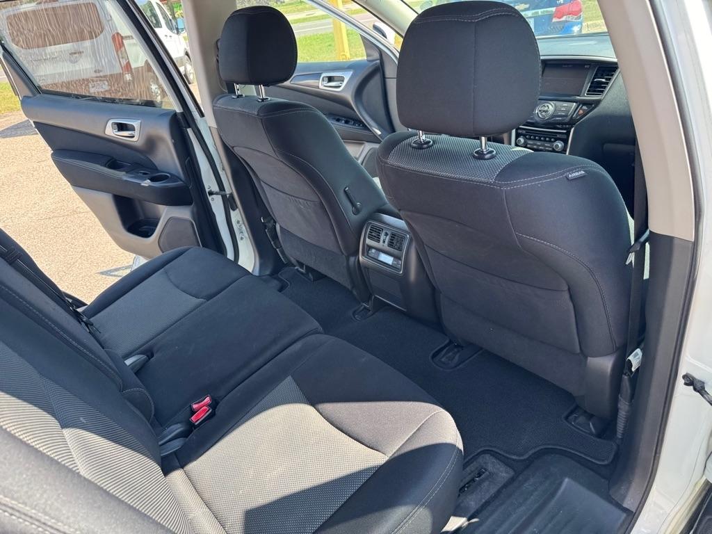 Nissan Pathfinder 4x4 Platinum 2017