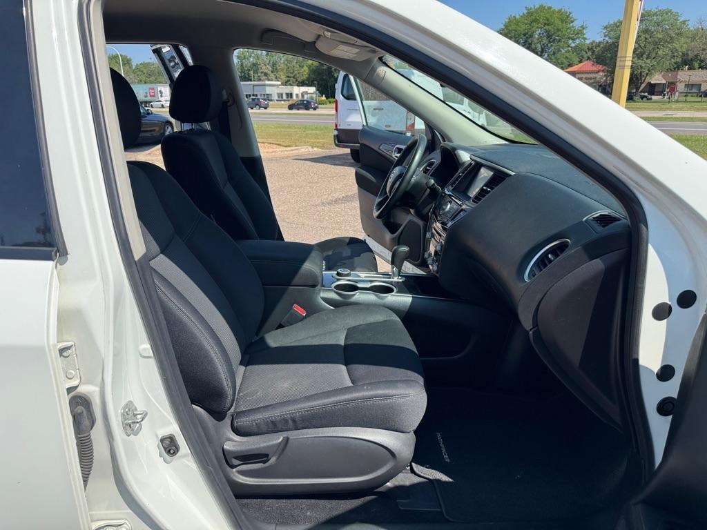 Nissan Pathfinder 4x4 Platinum 2017