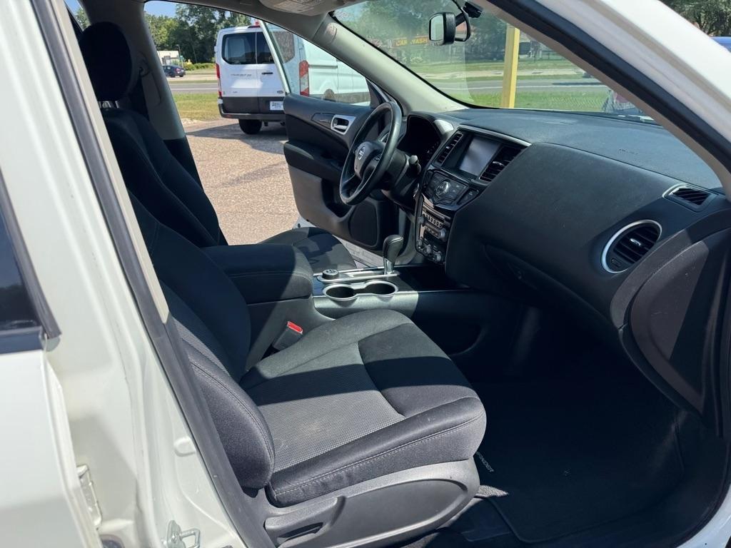 Nissan Pathfinder 4x4 Platinum 2017