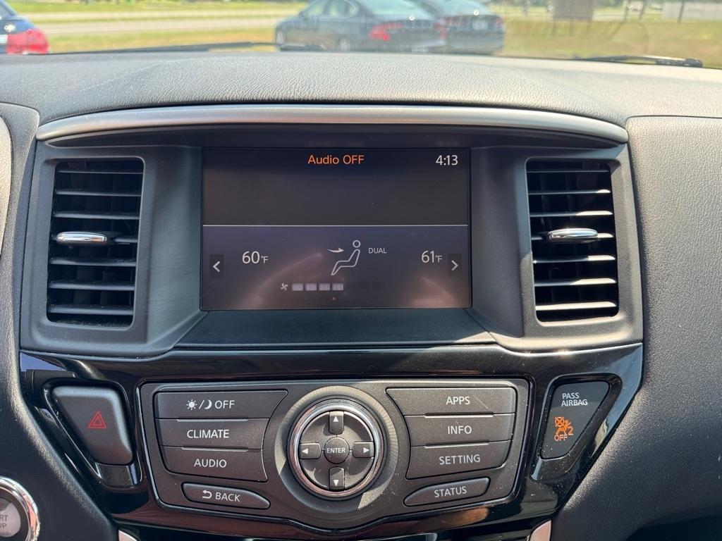 Nissan Pathfinder 4x4 Platinum 2017