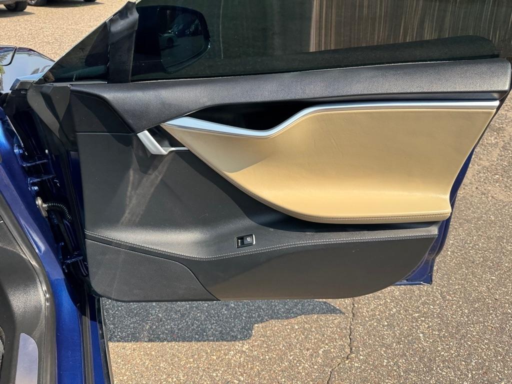 Tesla Model S 4dr Sdn AWD P90D 2015