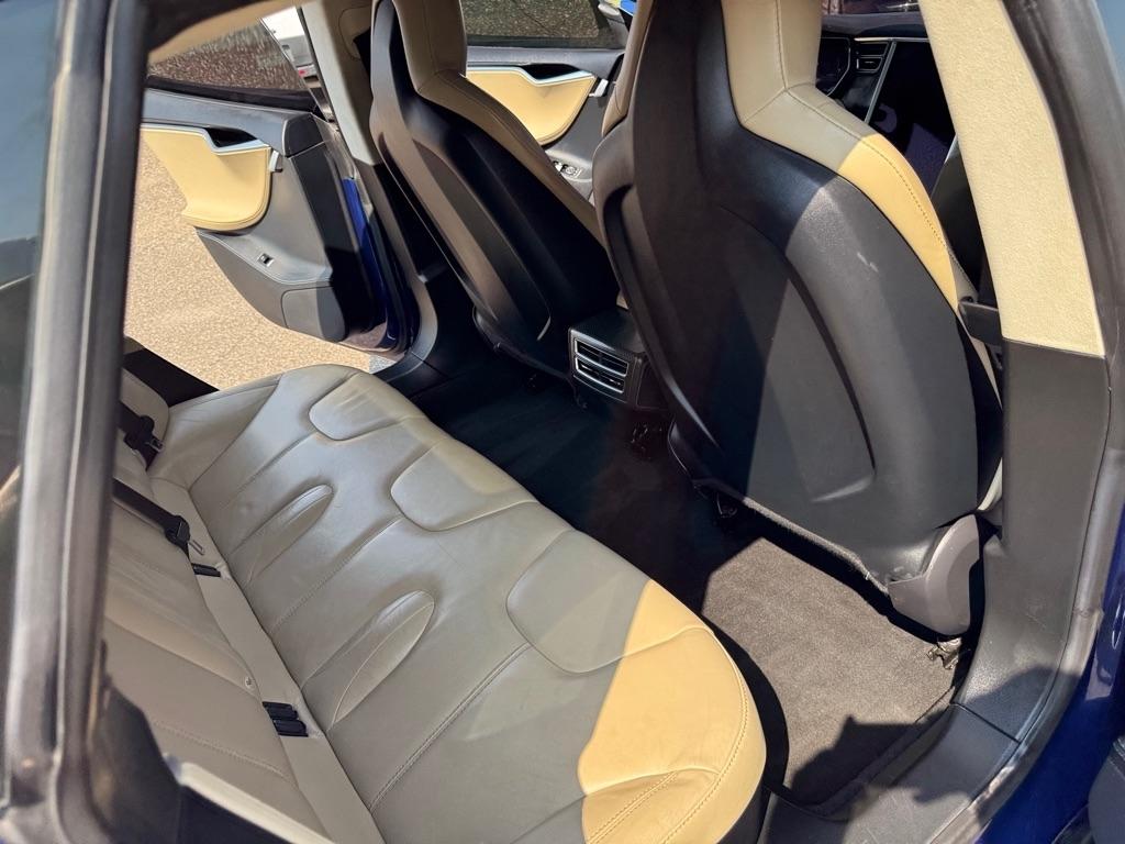 Tesla Model S 4dr Sdn AWD 85D 2015