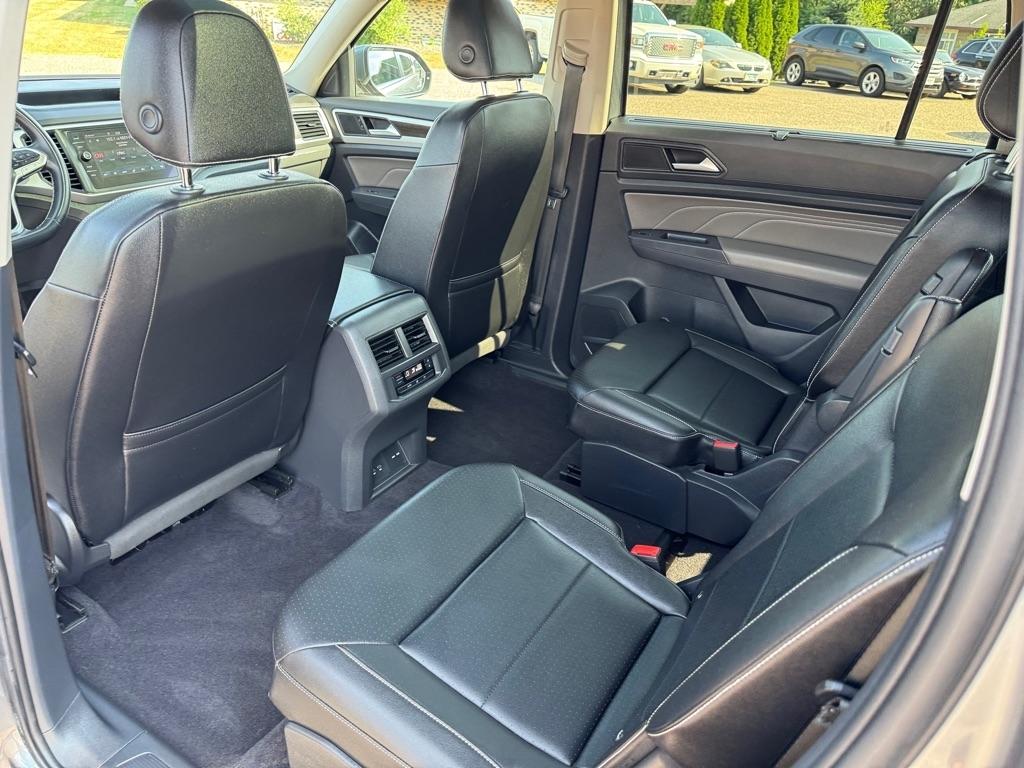 Volkswagen Atlas 2021.5 3.6L V6 SE w/Technology 4MOTION 2021