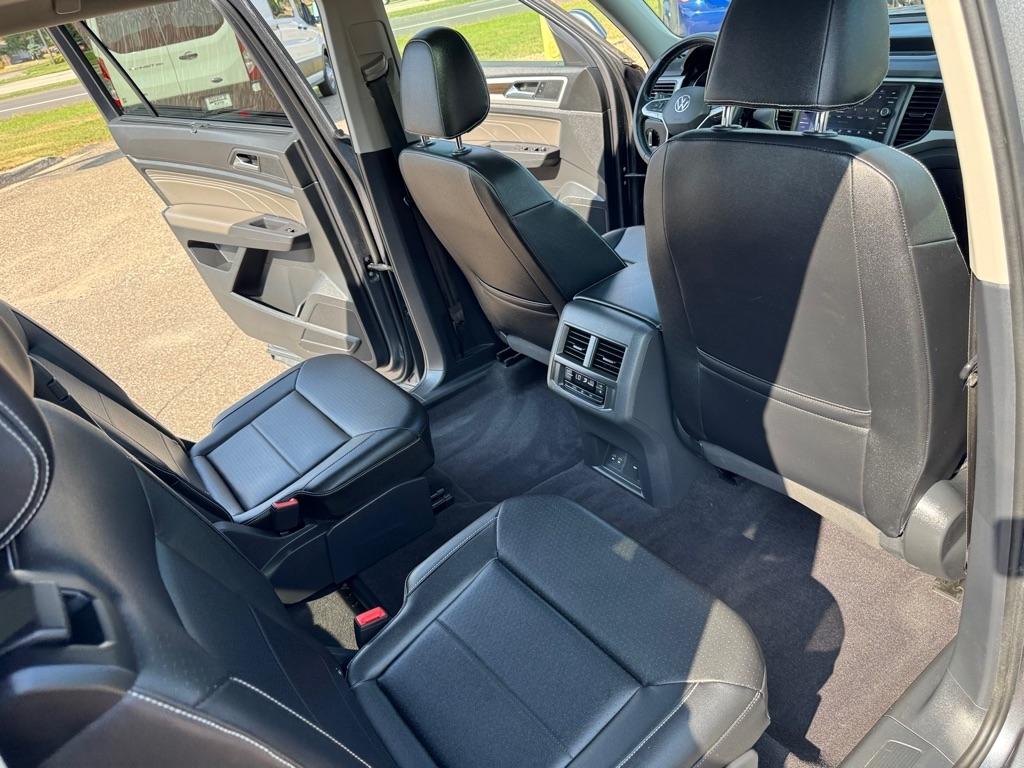 Volkswagen Atlas 2021.5 3.6L V6 SE w/Technology 4MOTION 2021