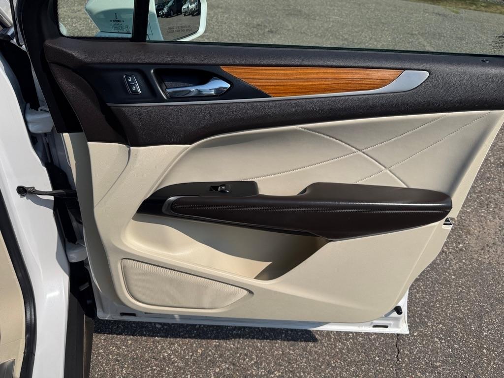 Lincoln MKC AWD 4dr Reserve 2016