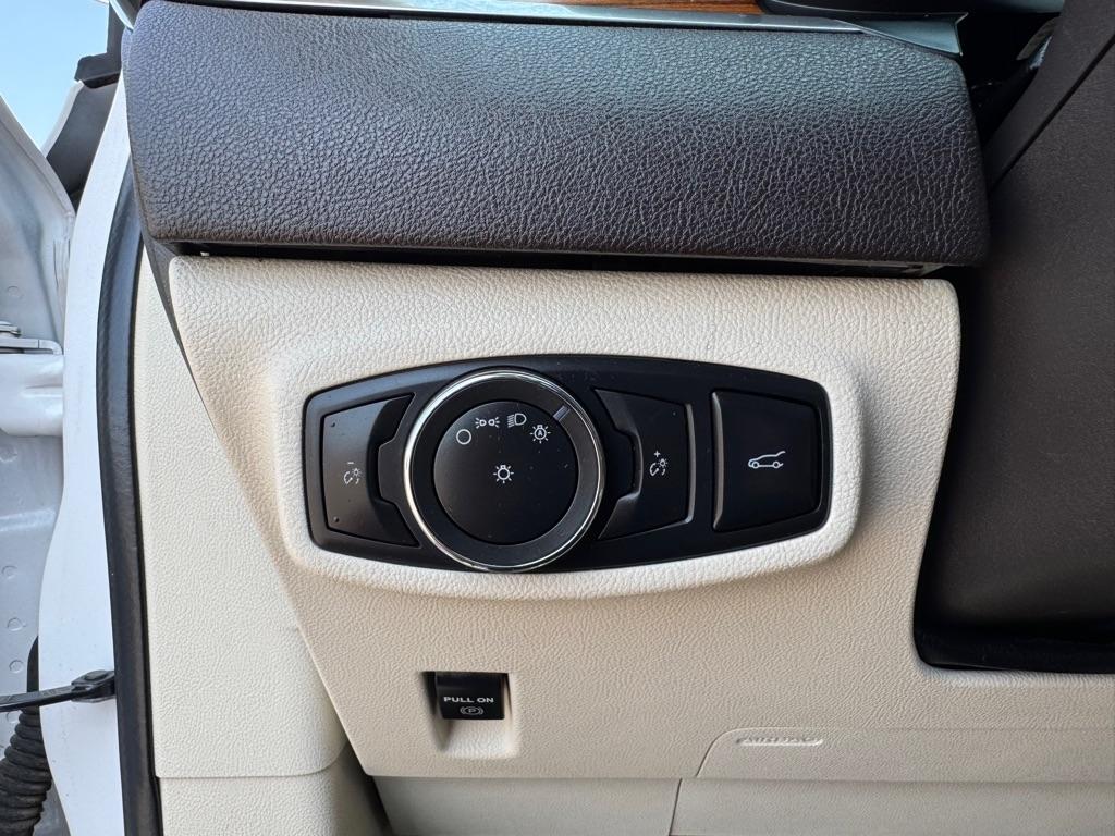 Lincoln MKC AWD 4dr Reserve 2016
