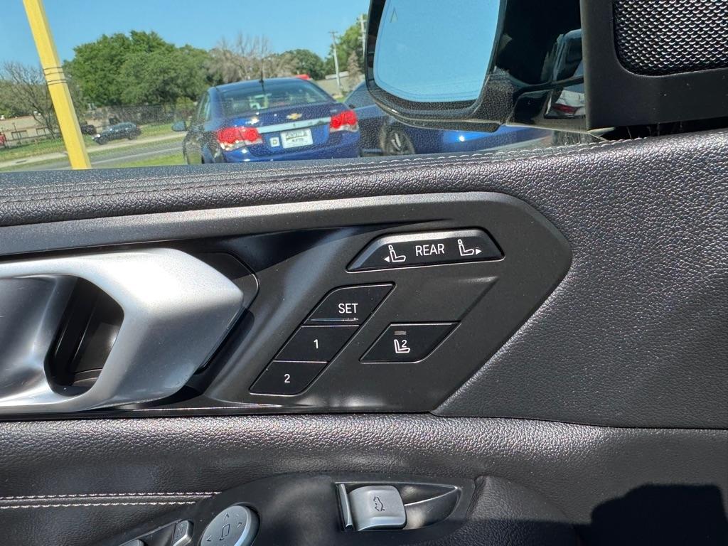 BMW X7 xDrive40i Sports Activity Vehicle 2019