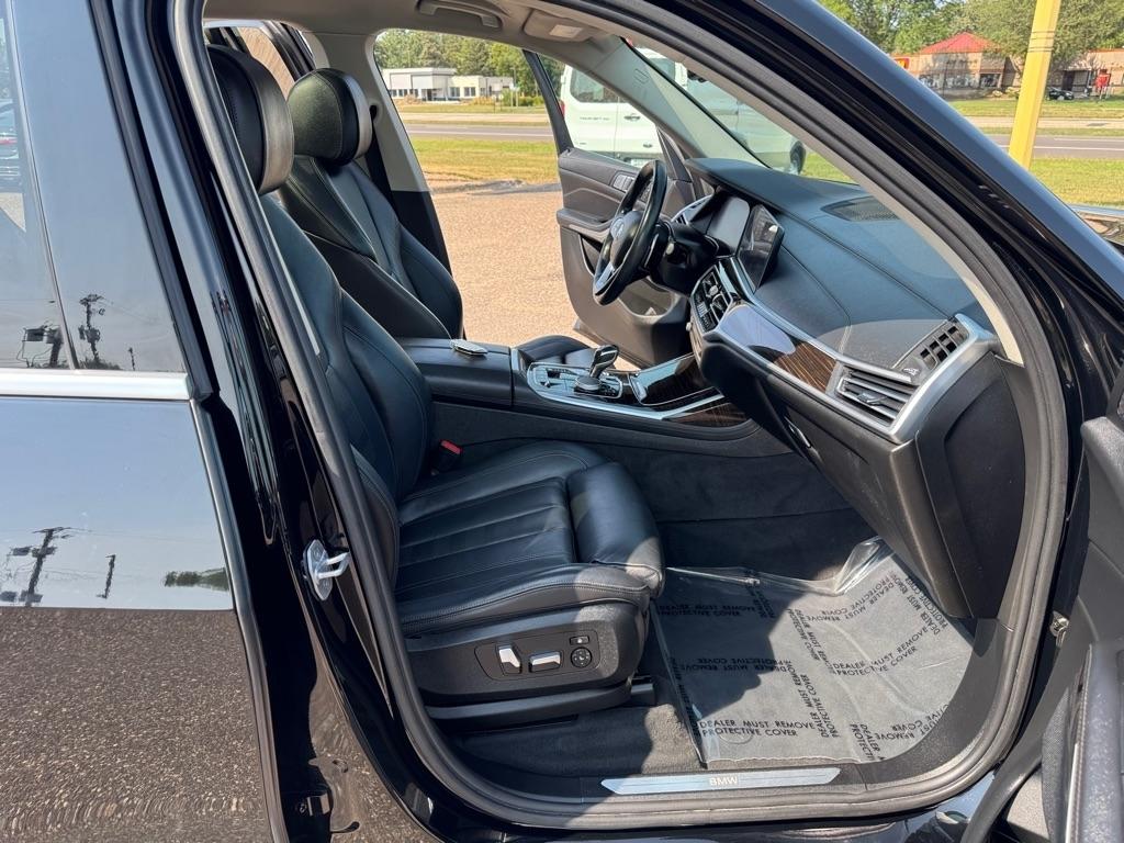 BMW X7 xDrive40i Sports Activity Vehicle 2019
