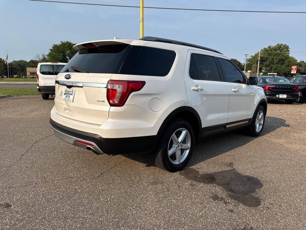 Ford Explorer 4WD 4dr XLT 2016