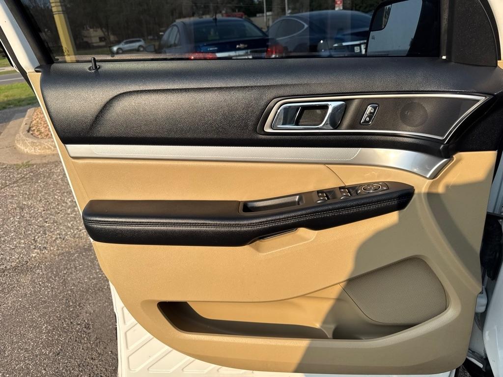 Ford Explorer 4WD 4dr XLT 2016