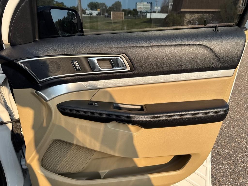 Ford Explorer 4WD 4dr XLT 2016