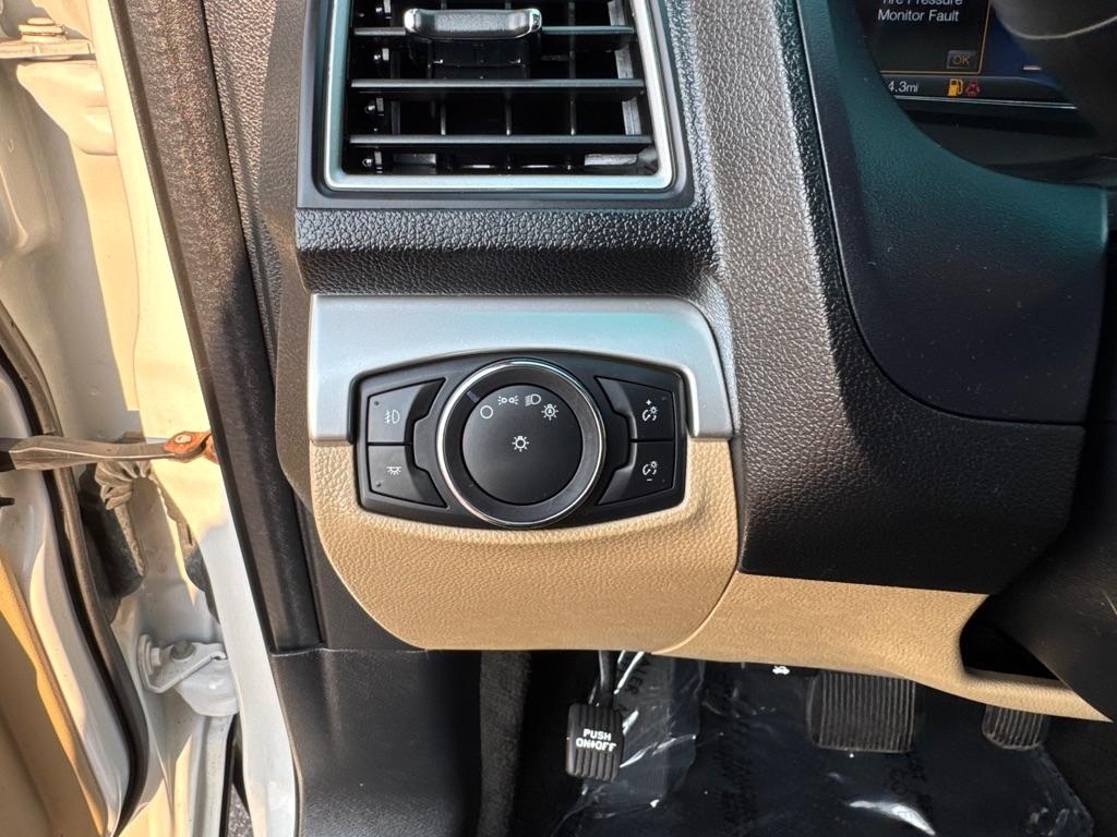 Ford Explorer 4WD 4dr XLT 2016