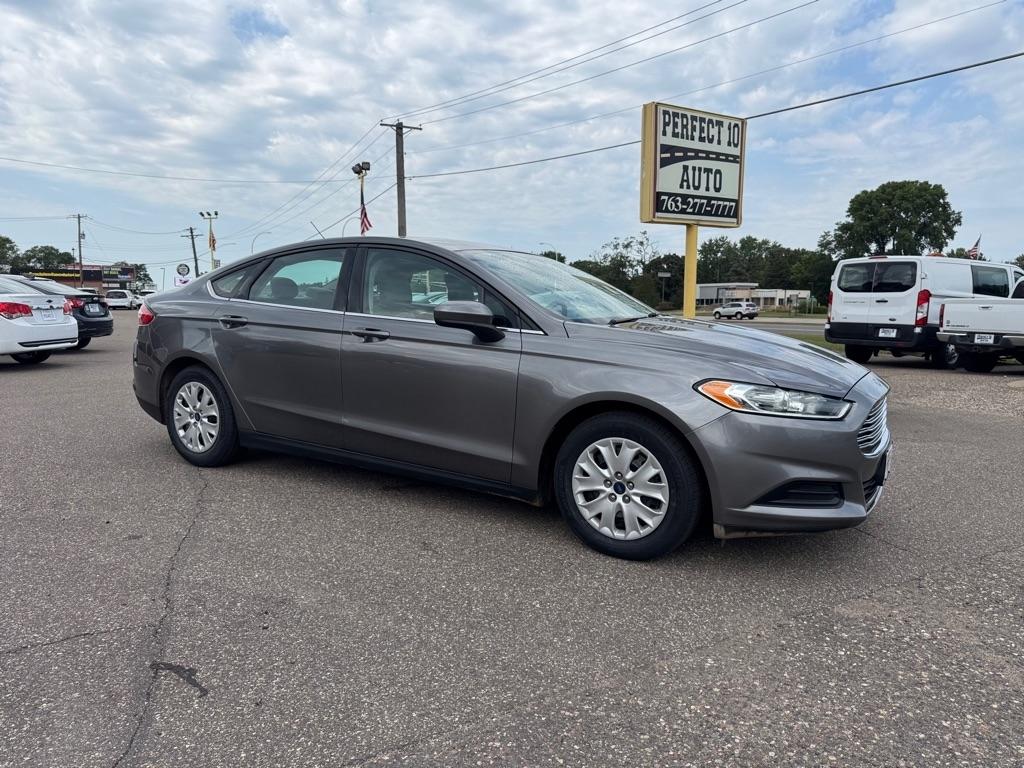 Ford Fusion 4dr Sdn S FWD 2013