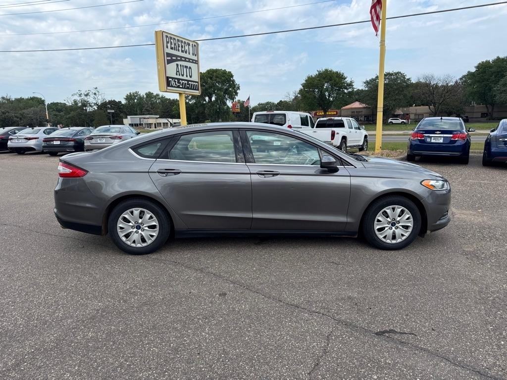 Ford Fusion 4dr Sdn S FWD 2013
