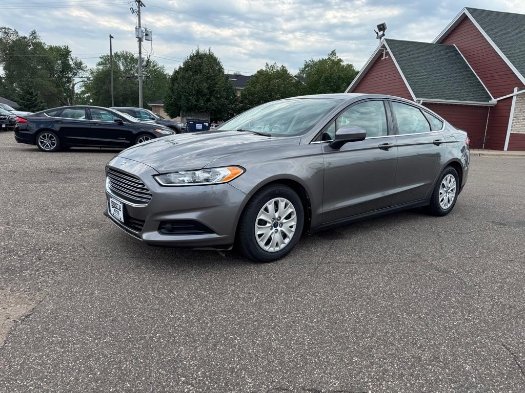 Ford Fusion 4dr Sdn S FWD 2013