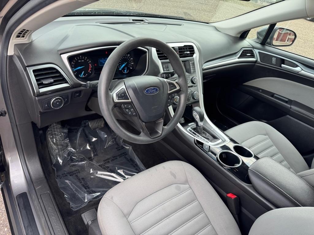 Ford Fusion 4dr Sdn S FWD 2013