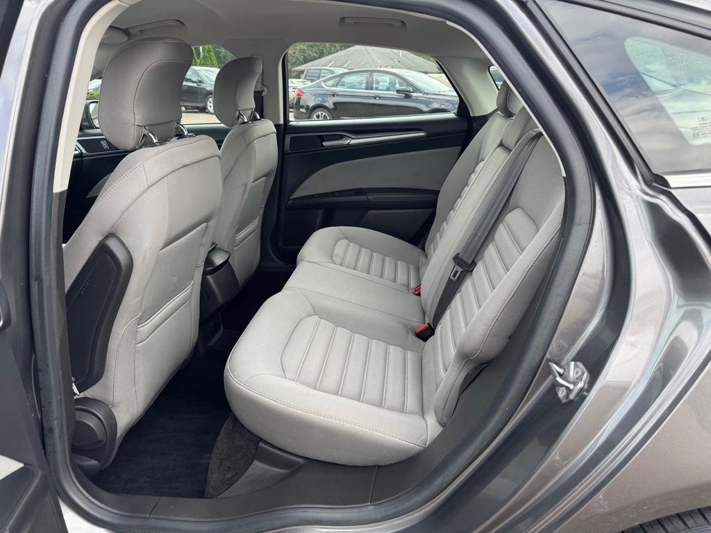 Ford Fusion 4dr Sdn S FWD 2013