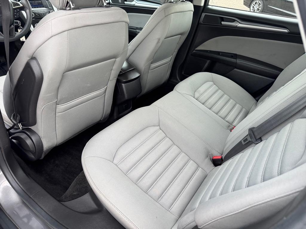 Ford Fusion 4dr Sdn S FWD 2013