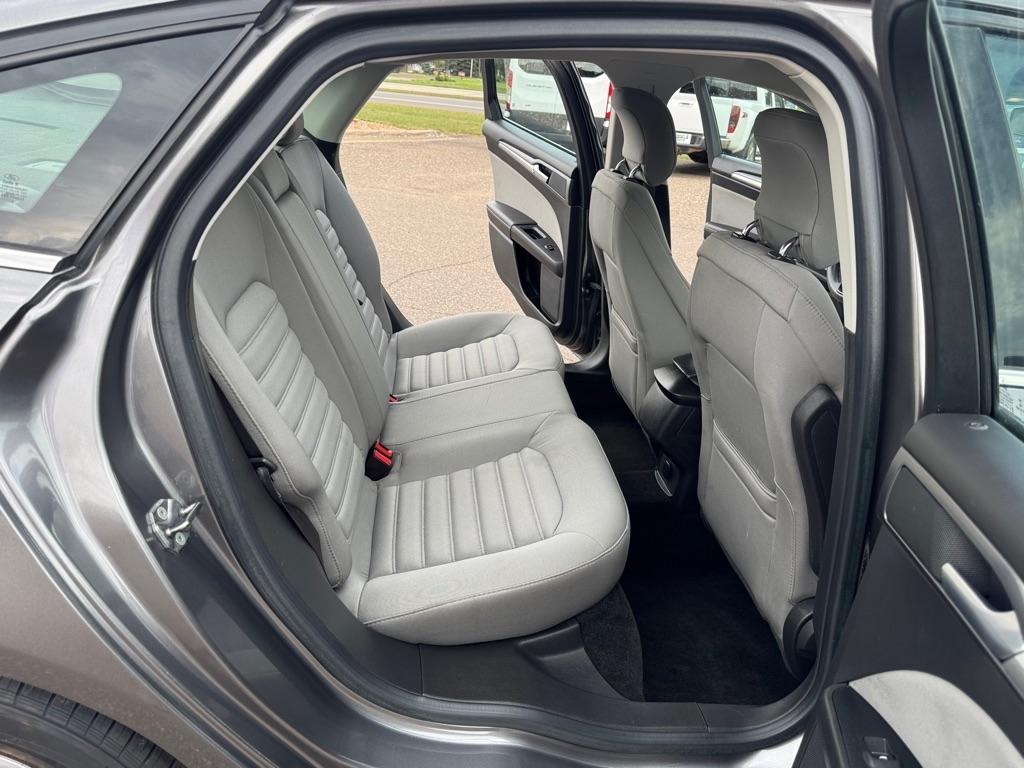 Ford Fusion 4dr Sdn S FWD 2013