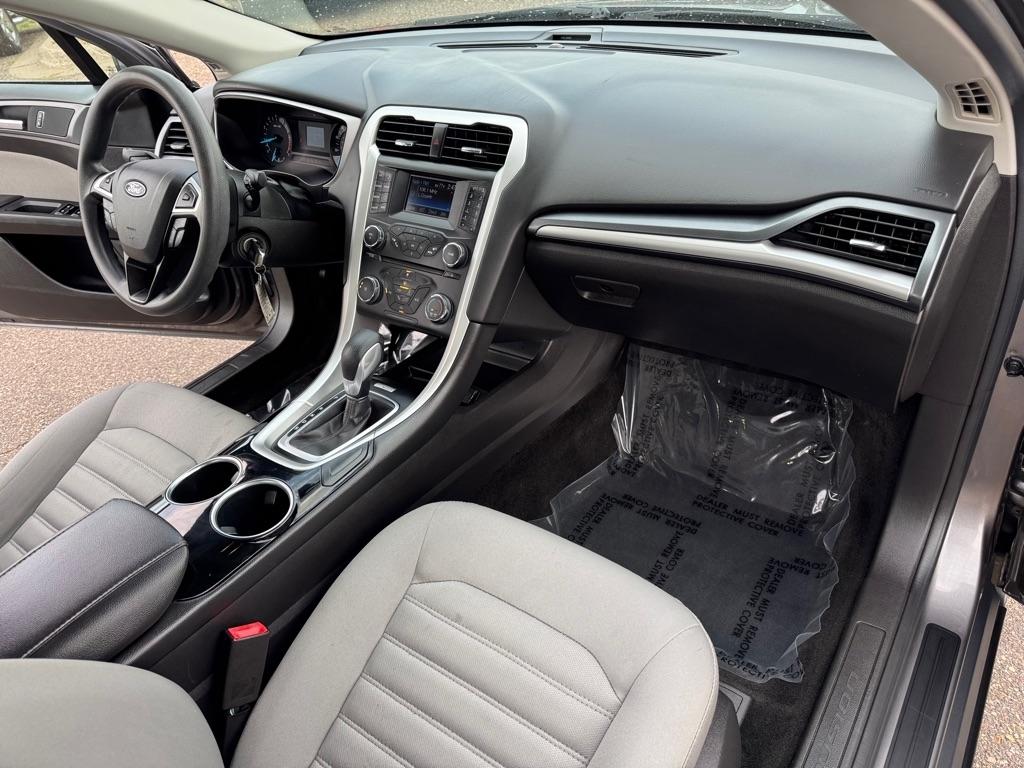 Ford Fusion 4dr Sdn S FWD 2013