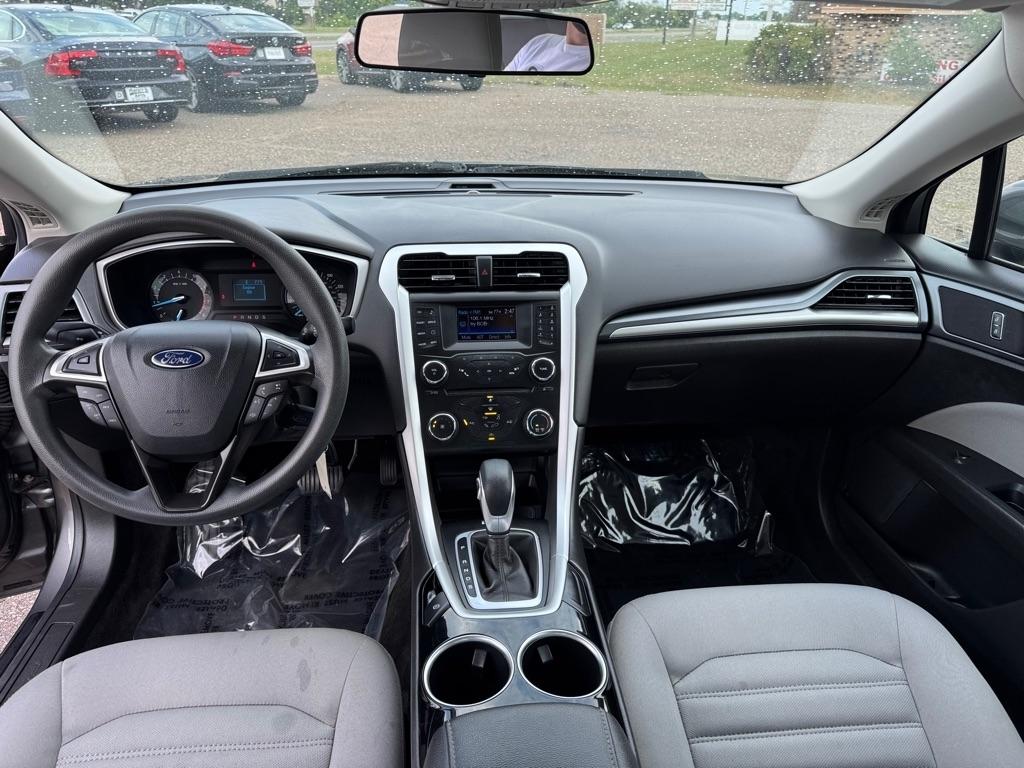 Ford Fusion 4dr Sdn S FWD 2013