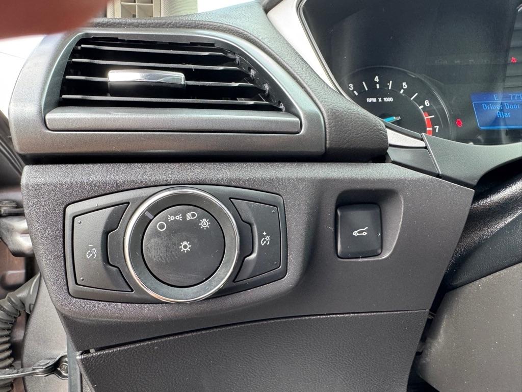 Ford Fusion 4dr Sdn S FWD 2013