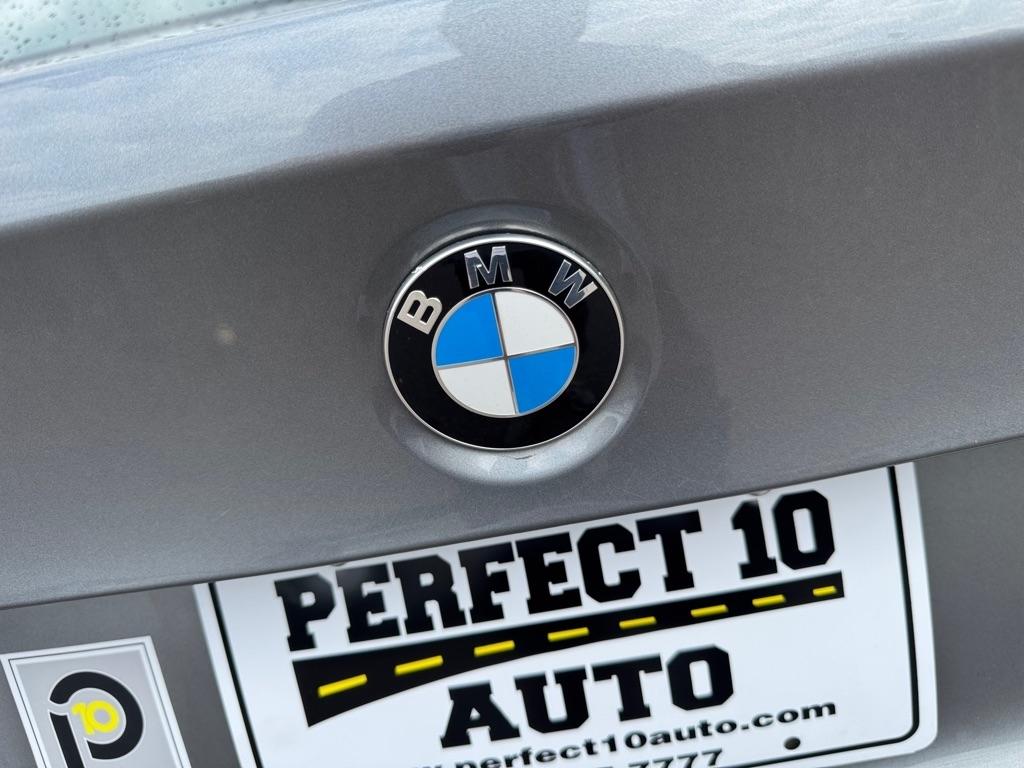 BMW 3 Series 4dr Sdn 328i xDrive AWD 2011