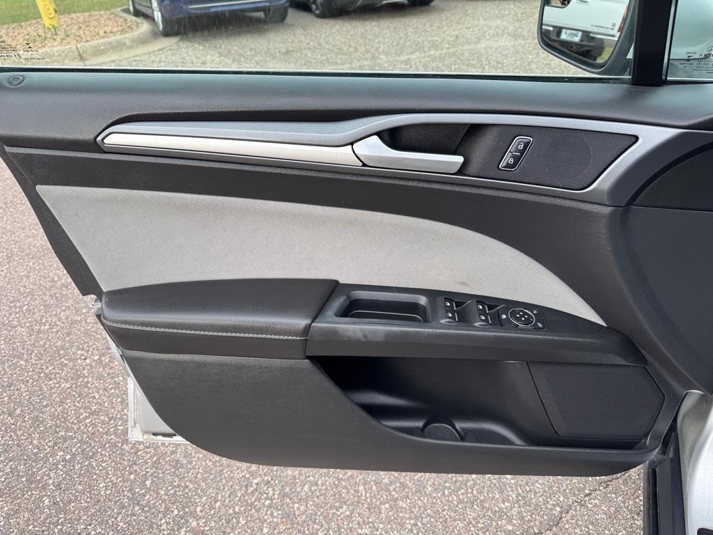 Ford Fusion 4dr Sdn S Hybrid FWD 2014