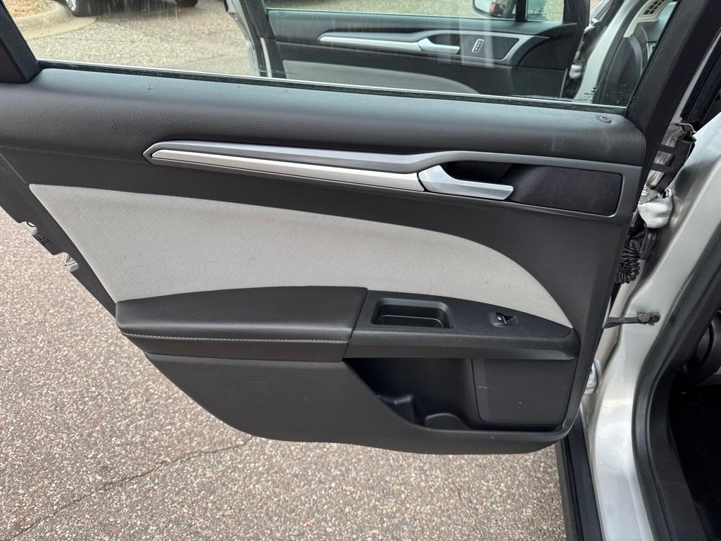 Ford Fusion 4dr Sdn S Hybrid FWD 2014