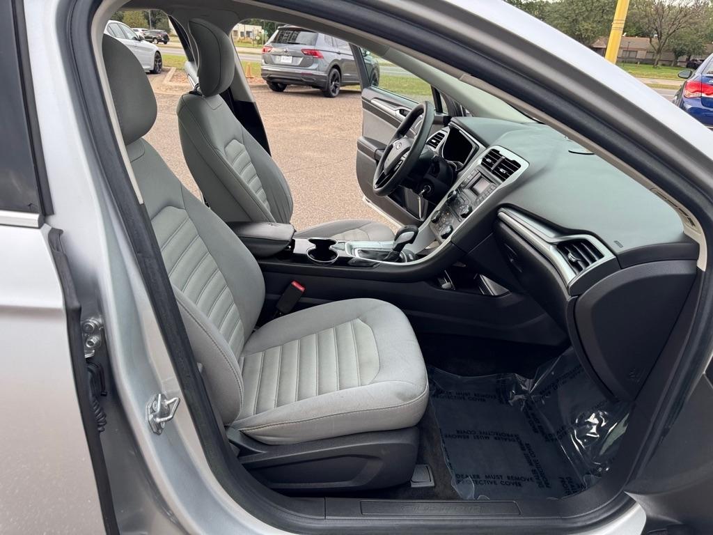 Ford Fusion 4dr Sdn S Hybrid FWD 2014