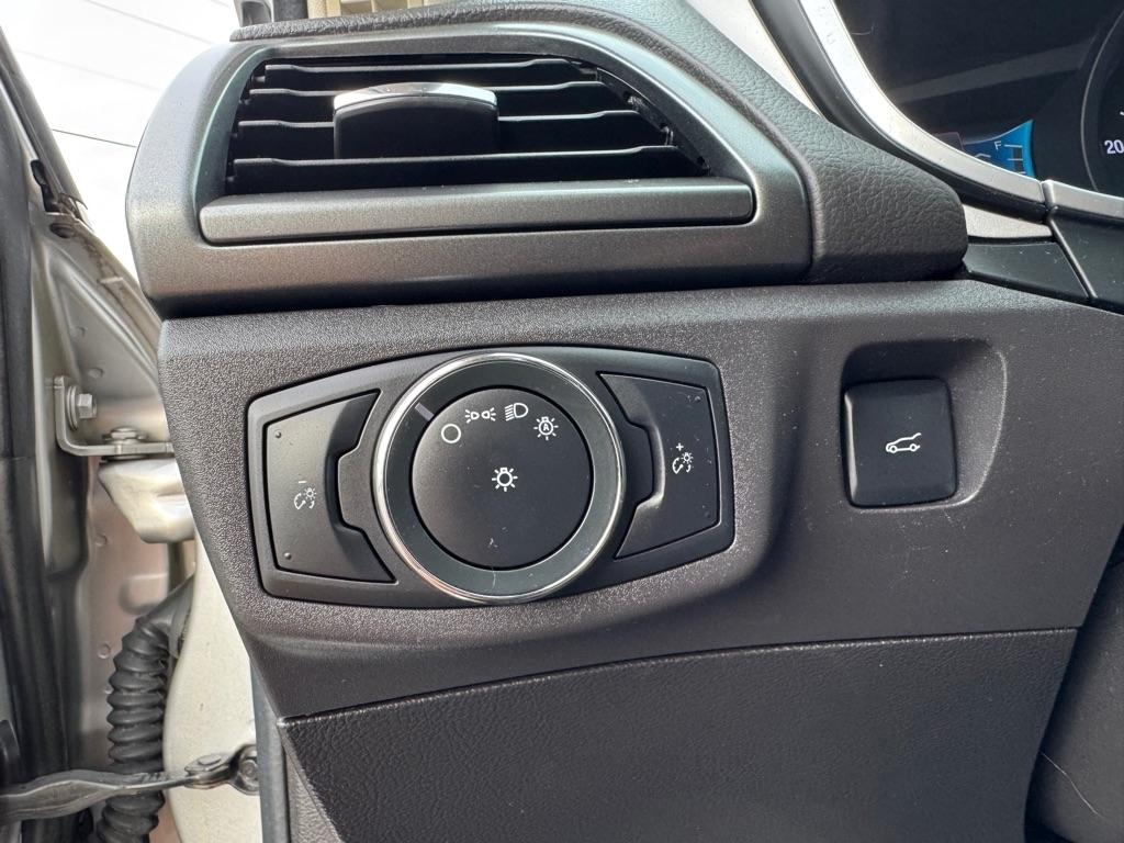 Ford Fusion 4dr Sdn S Hybrid FWD 2014