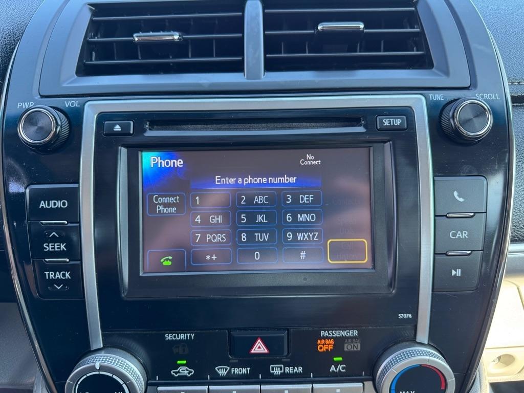 Toyota Camry 4dr Sdn I4 Auto XLE (Natl) 2013