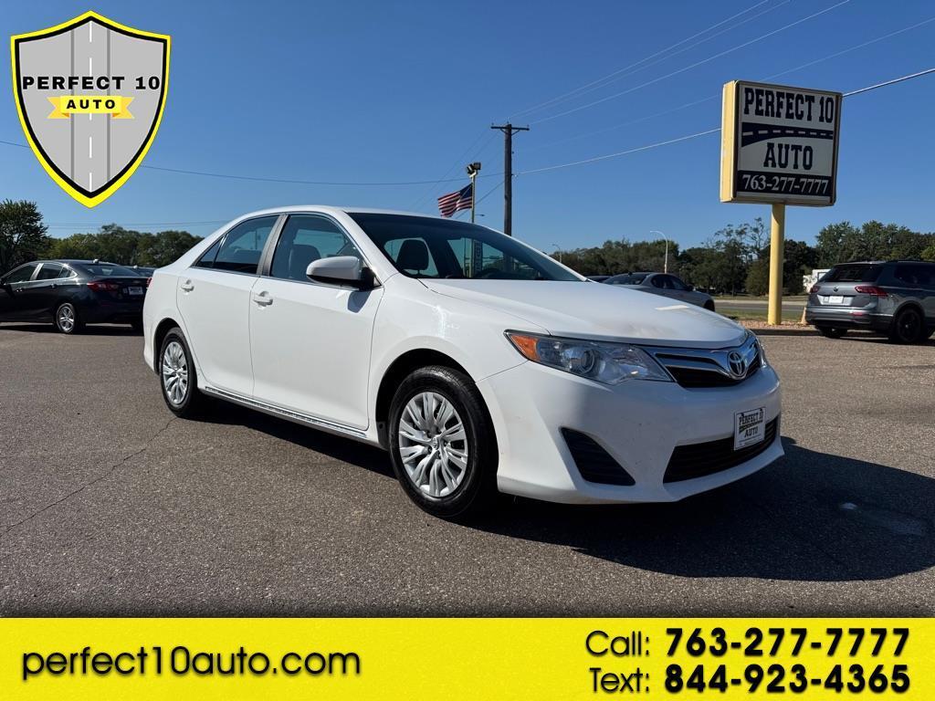 Toyota Camry 4dr Sdn I4 Auto XLE (Natl) 2013