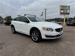 2018 Volvo V60 Cross Country 