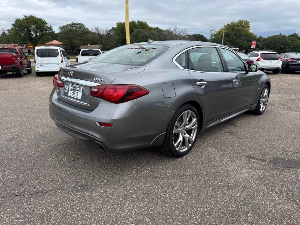 Infiniti Q70L 3.7 AWD 2017