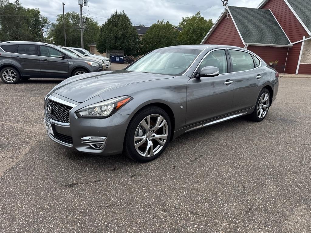 Infiniti Q70L 3.7 AWD 2017