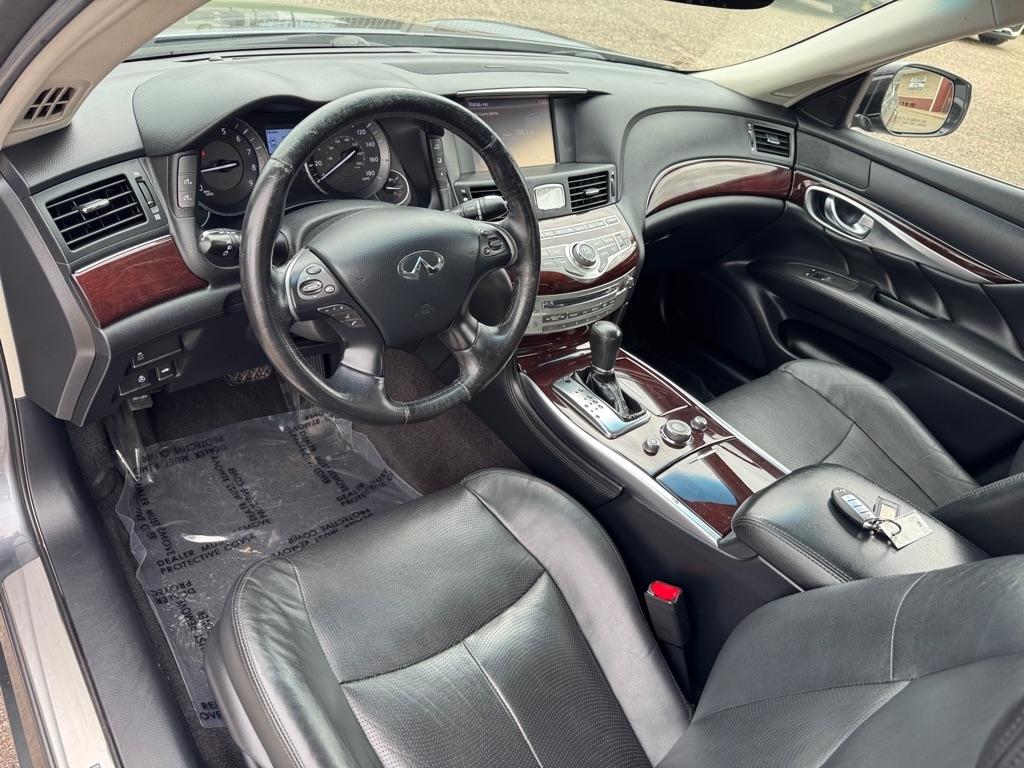 Infiniti Q70L 3.7 AWD 2017