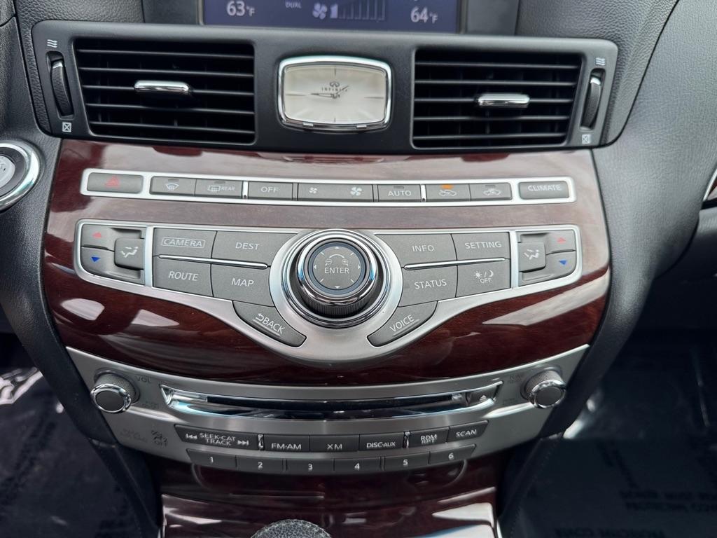 Infiniti Q70L 3.7 AWD 2017