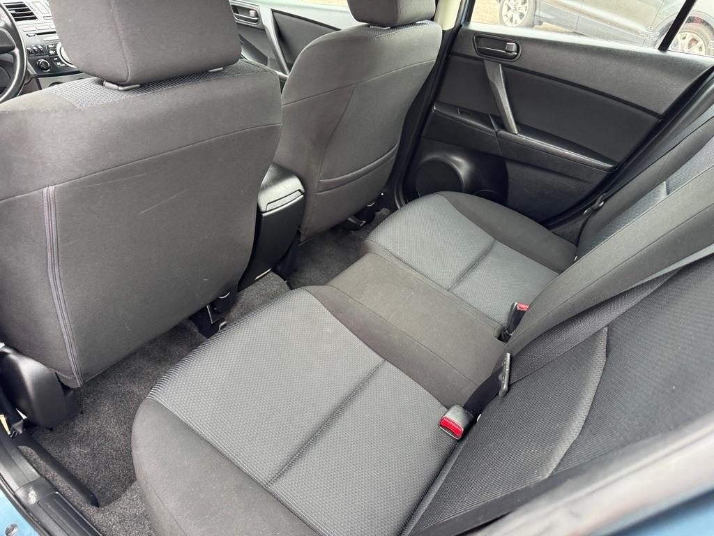 Mazda MAZDA3 4dr Sdn Auto i Sport 2011