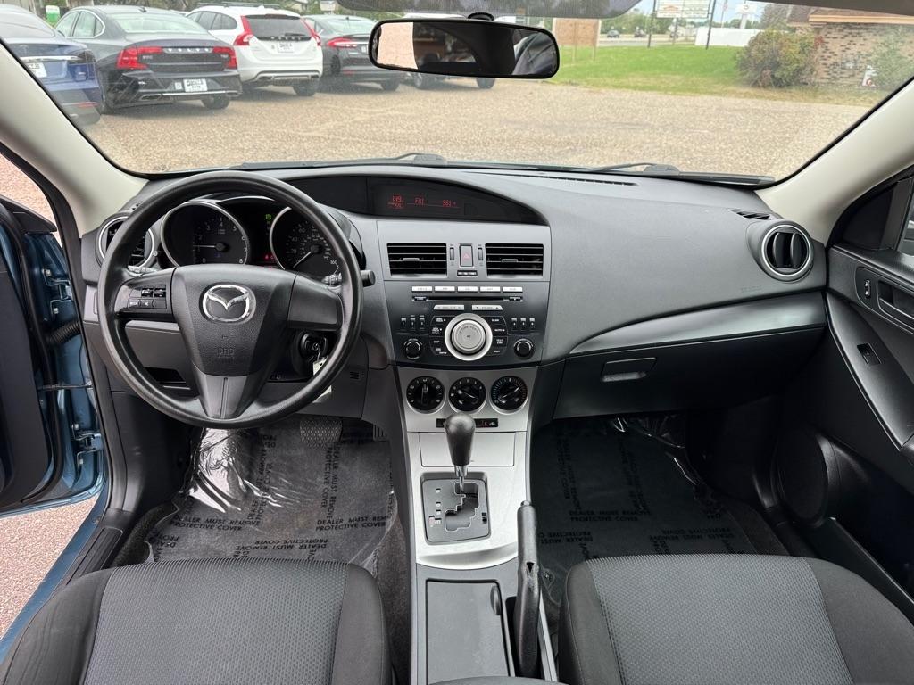 Mazda MAZDA3 4dr Sdn Auto i Sport 2011