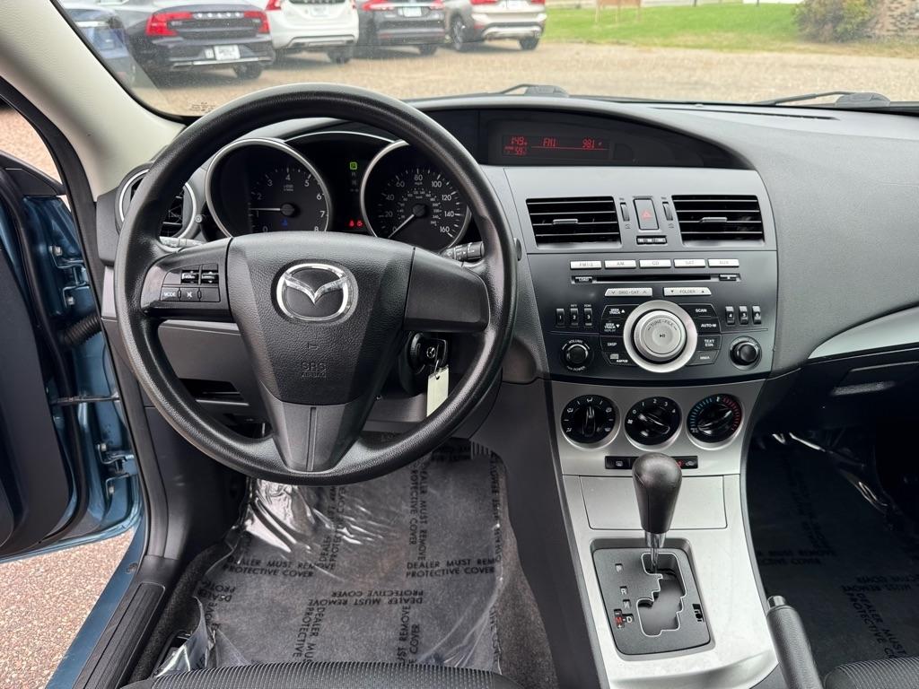 Mazda MAZDA3 4dr Sdn Auto i Sport 2011