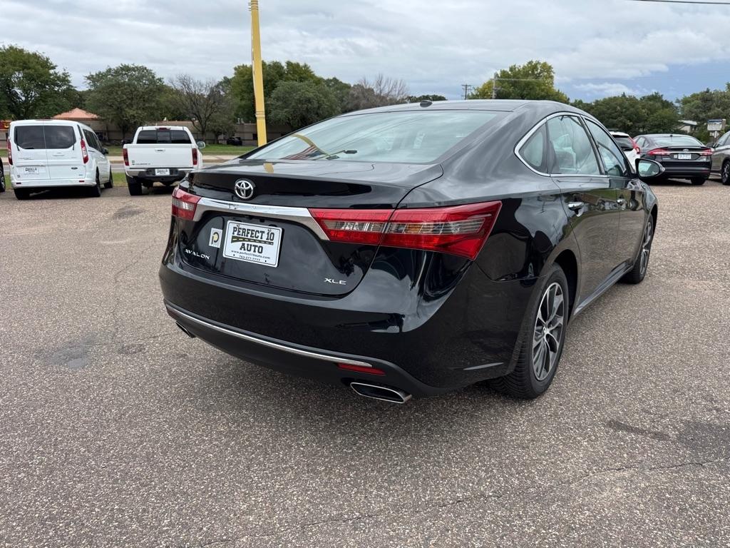 Toyota Avalon 4dr Sdn Limited (Natl) 2016