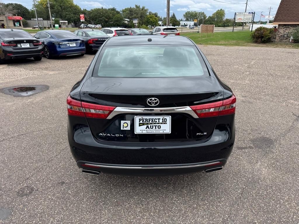 Toyota Avalon 4dr Sdn Limited (Natl) 2016