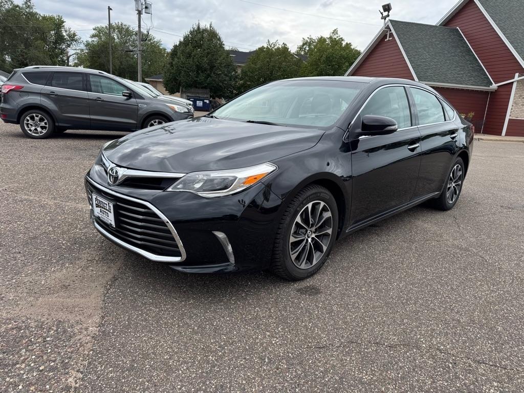 Toyota Avalon 4dr Sdn Limited (Natl) 2016