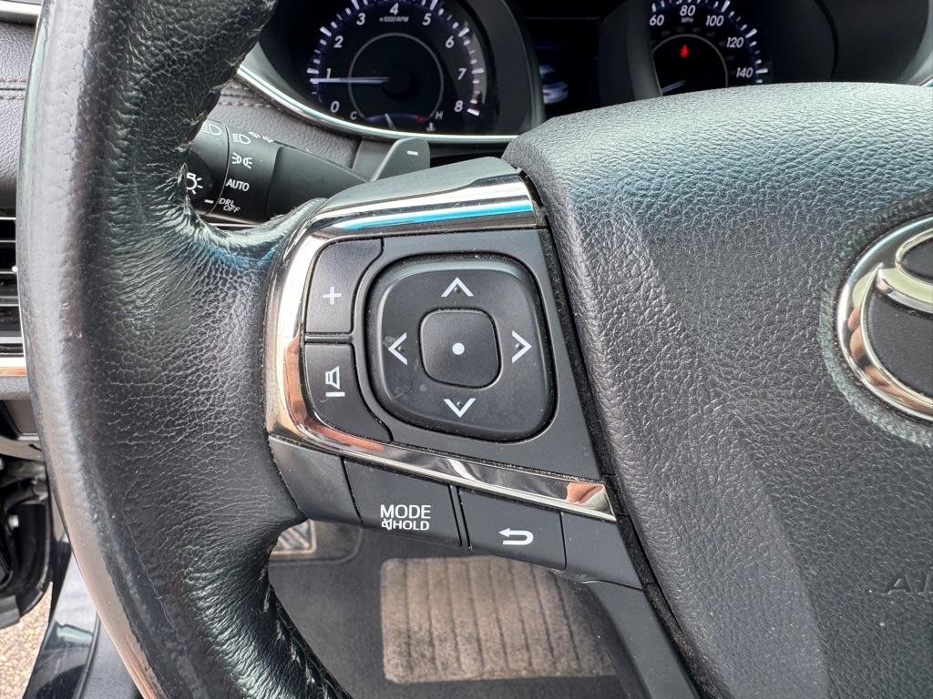 Toyota Avalon 4dr Sdn Limited (Natl) 2016